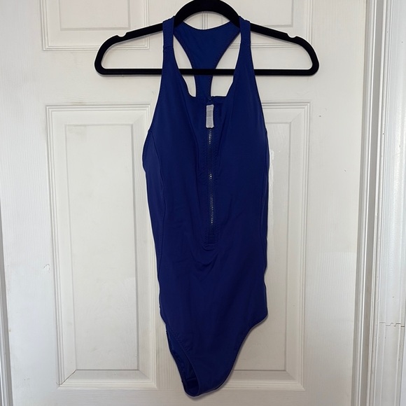 Fabletics High Tide Zip Front One Piece Swimsuit - Picture 4 of 10